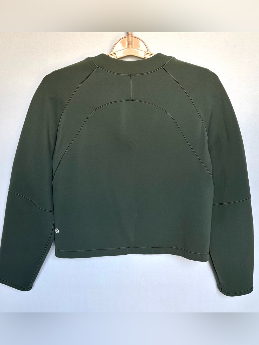 Lululemon AirWrap Modal Crew Green Twill Crew Neck Sweatshirt Size 2 EUC - Picture 8 of 9